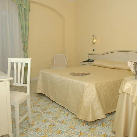 Franca 3*