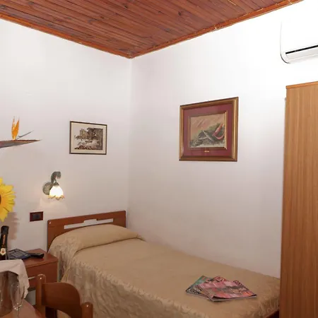 Franca 3* Forio di Ischia